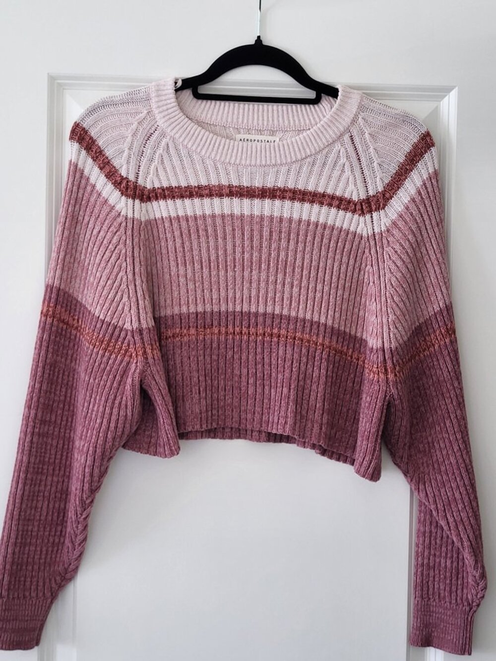 Aeropostale Striped Stretch Cropped Sweater Knit Pullover Top Mauve Pink S EUC